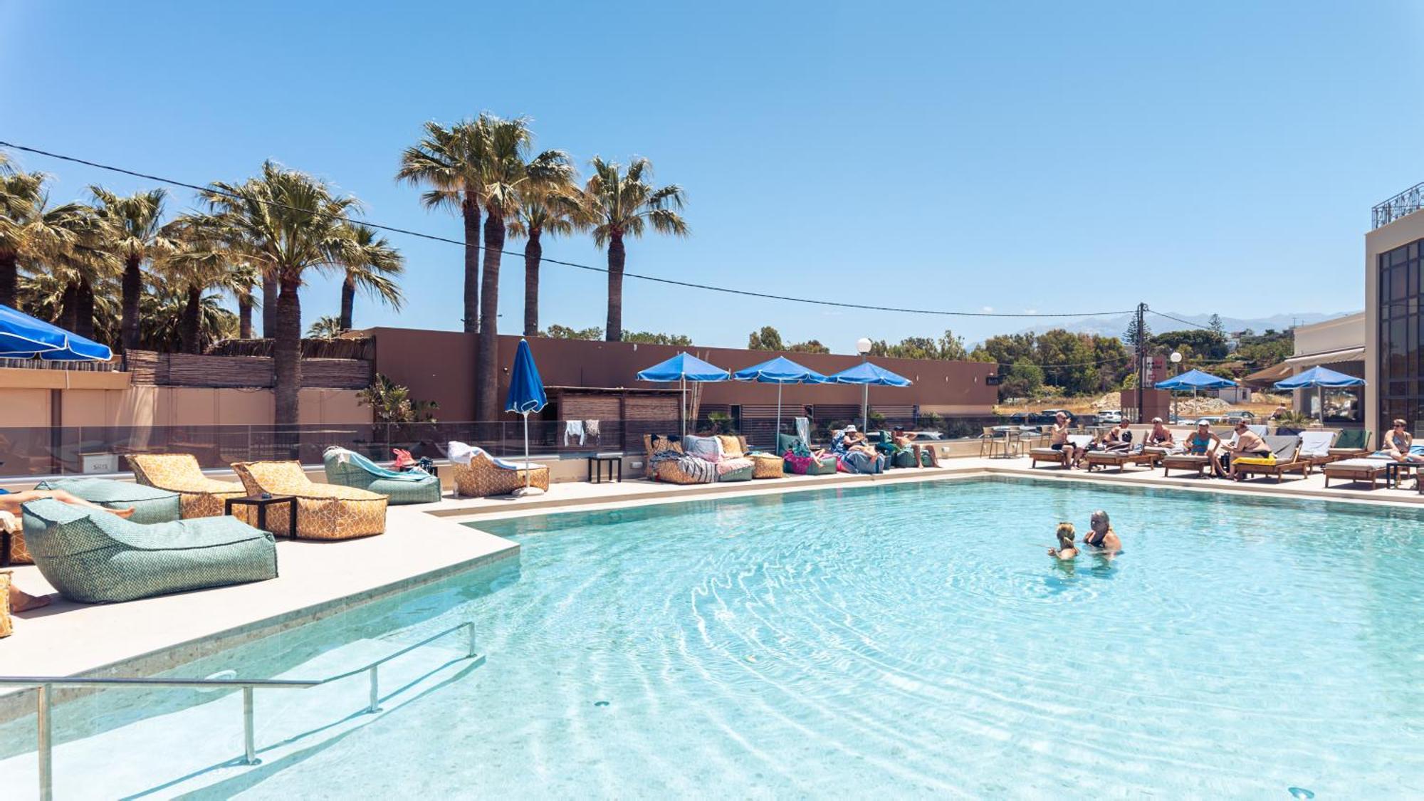 Chrispy Beach Resort, Agia Marina Eksteriør bilde