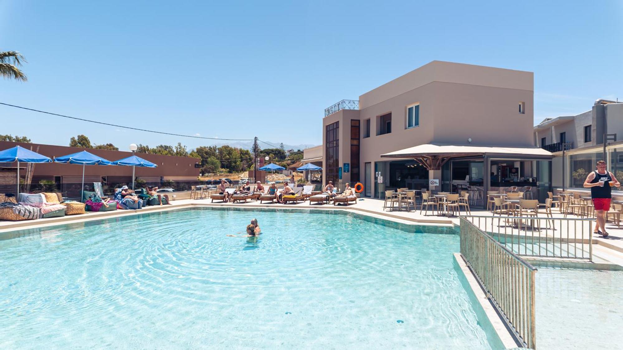 Chrispy Beach Resort, Agia Marina Eksteriør bilde