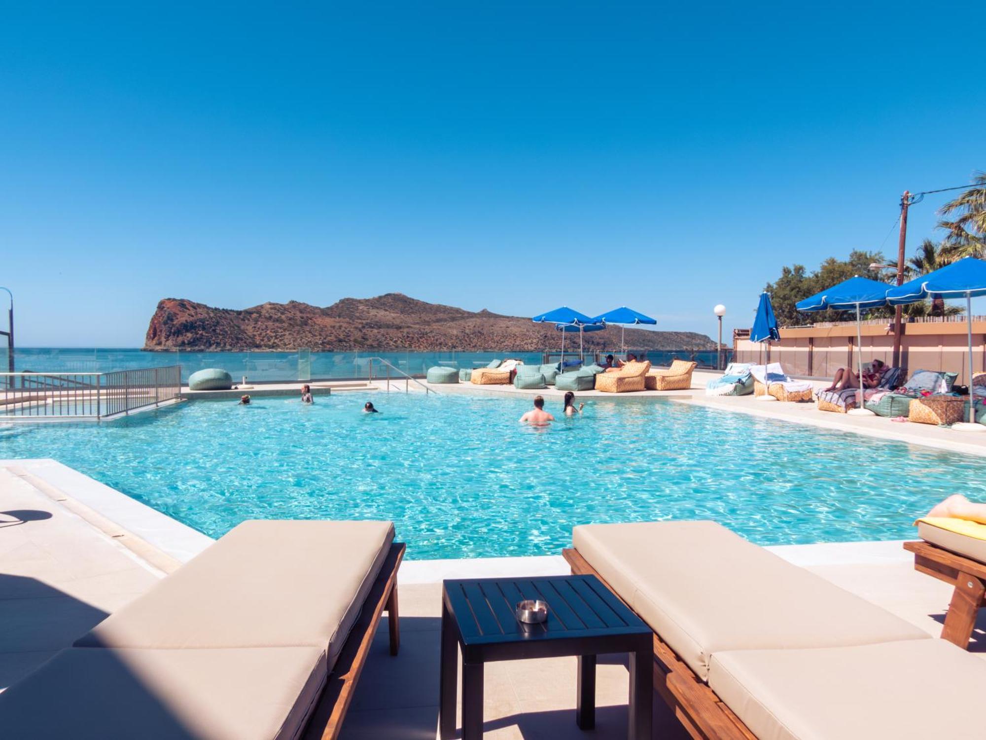 Chrispy Beach Resort, Agia Marina Eksteriør bilde
